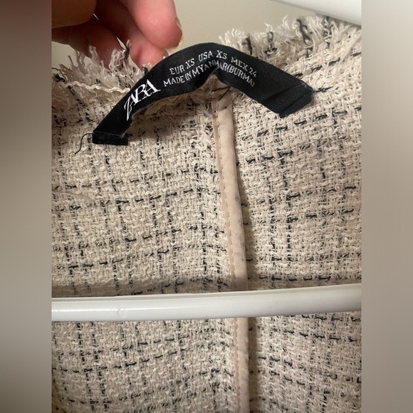Zara textured blazer - Picture 2 of 3